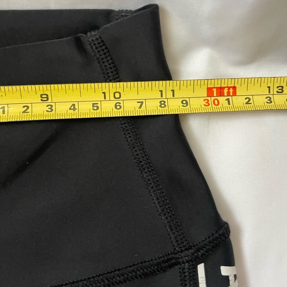 ALO Yoga High Waist Logo Black Leggings With Mesh Bottoms - Picture 9 of 10